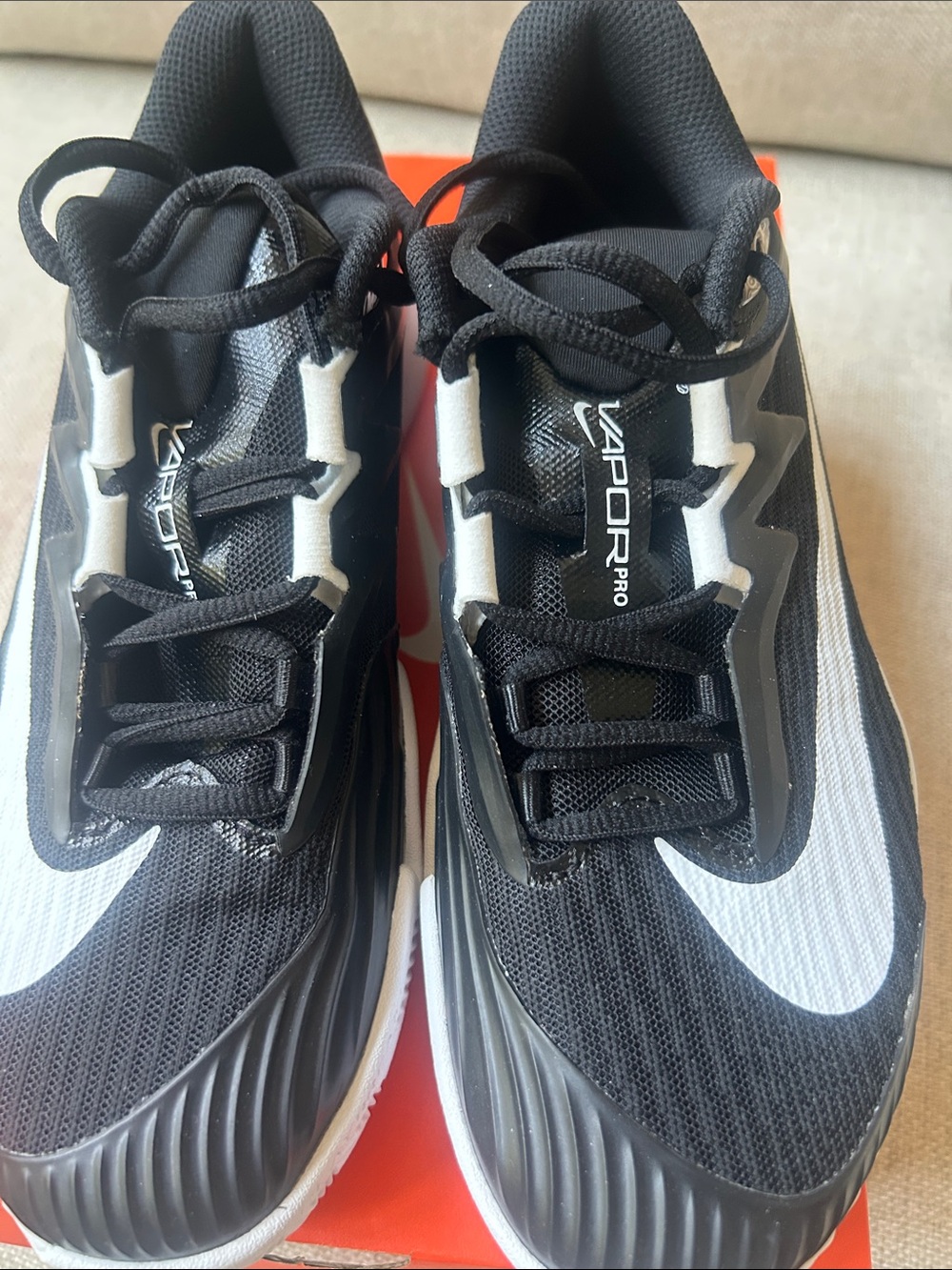 Nike Vapor Pro Women’s Black and White soft court tennis shoes size 8 new - Picture 4 of 8